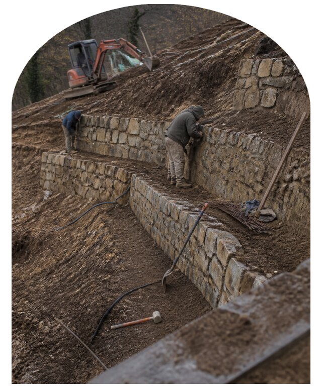 Террасирование участка для выравнивания рельефа в Куйбышеве